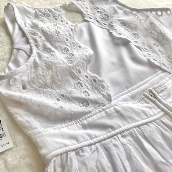 Charlotte Russe White Eyelet Dress in Size Large - Picture 12 of 13